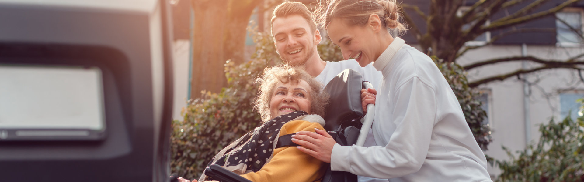 couple accompanied their mother in going to the hospital
